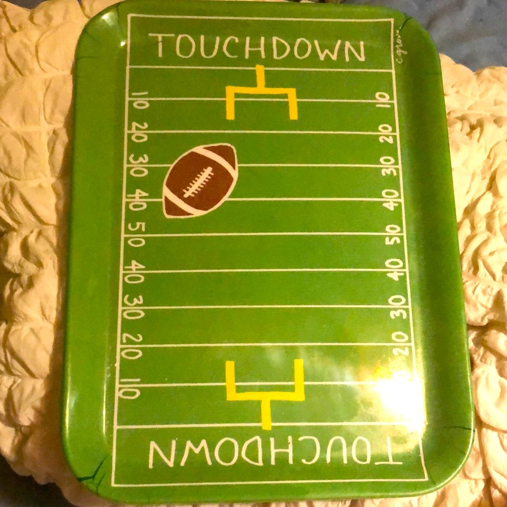 7/25$ MOVING OR KEEP! LAST NT!Touchdown Football Platter for The guys! 😎Awesome